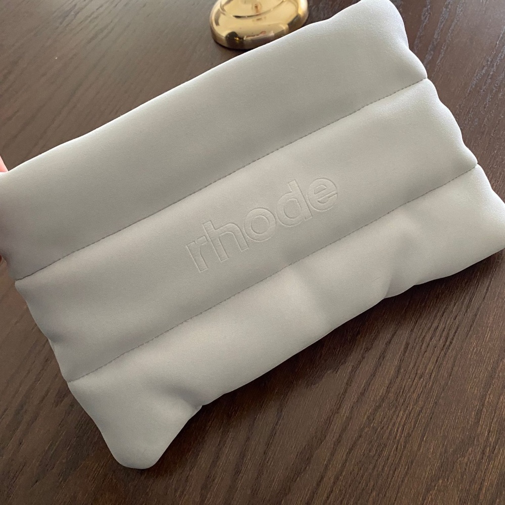 Rhode Bubble Gray Clutch Bag Perfect Condition ❤️💓